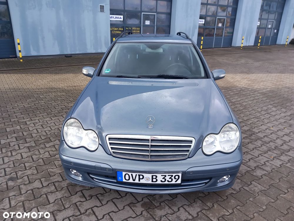 Mercedes-Benz Klasa C 180 Kompressor Automatik Classic Sport Edition - 7