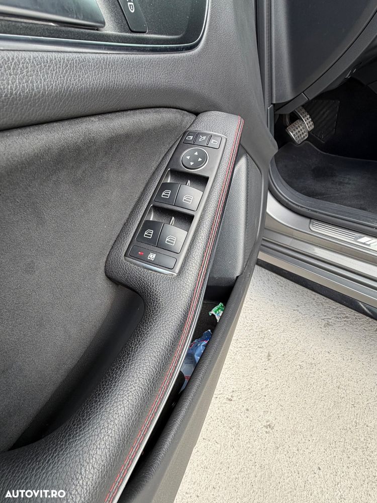 Mercedes-Benz A 45 AMG - 12