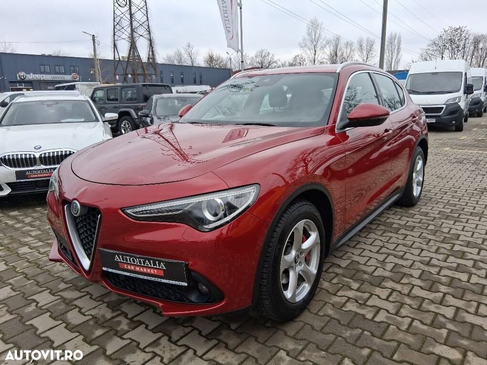 Alfa Romeo Stelvio - 1