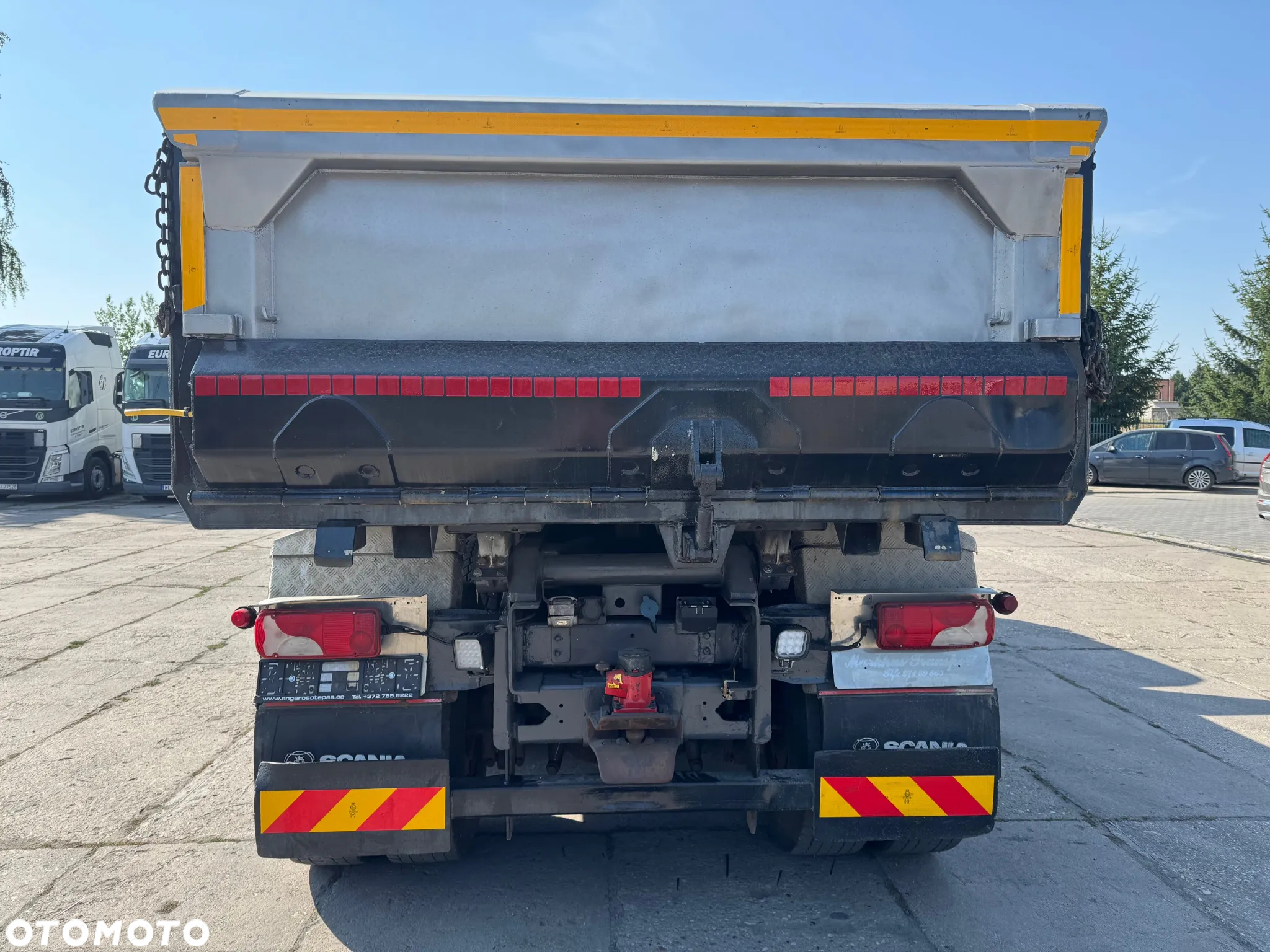Scania R560 CB 6X4 - 6