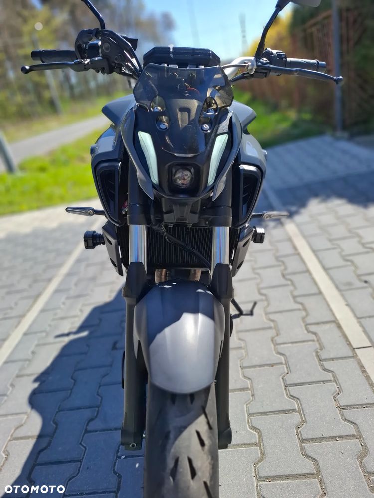Yamaha MT - 28