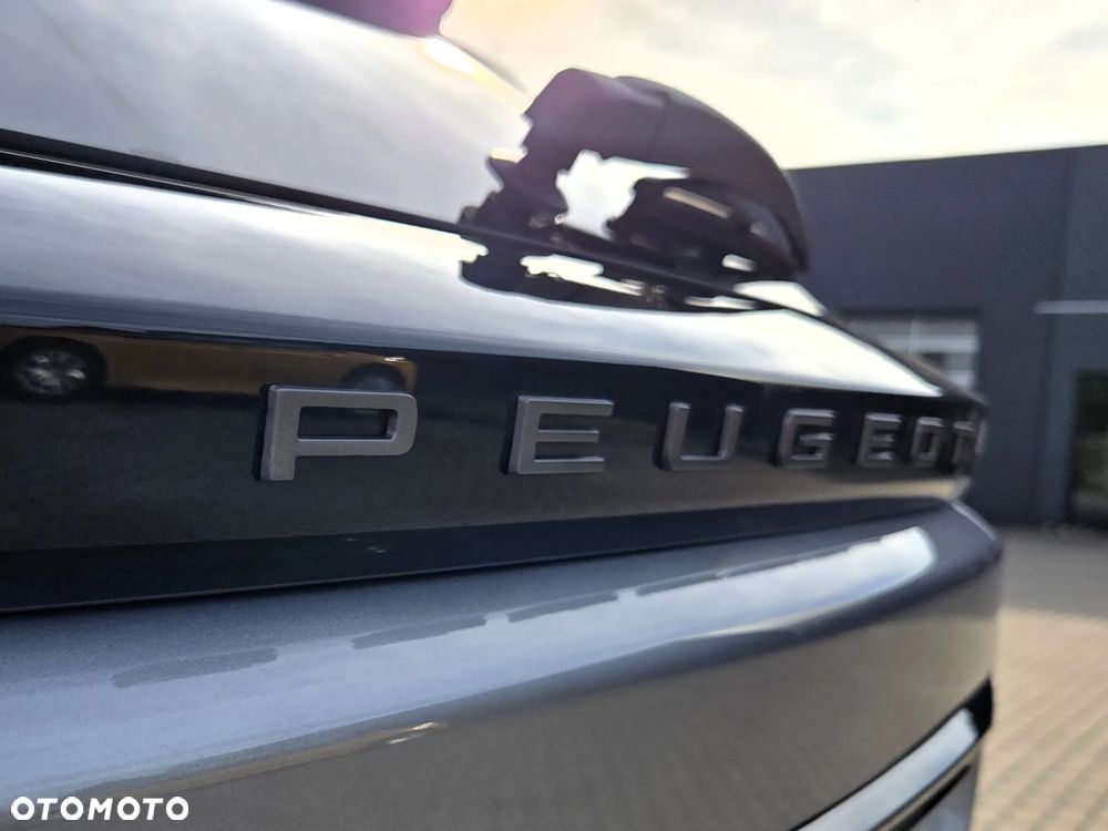 Peugeot 2008 PureTech mHEV Allure e-DCS6 - 13