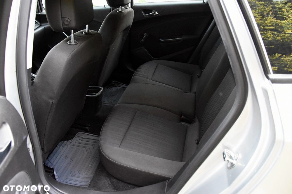 Opel Astra 1.7 CDTI - 7