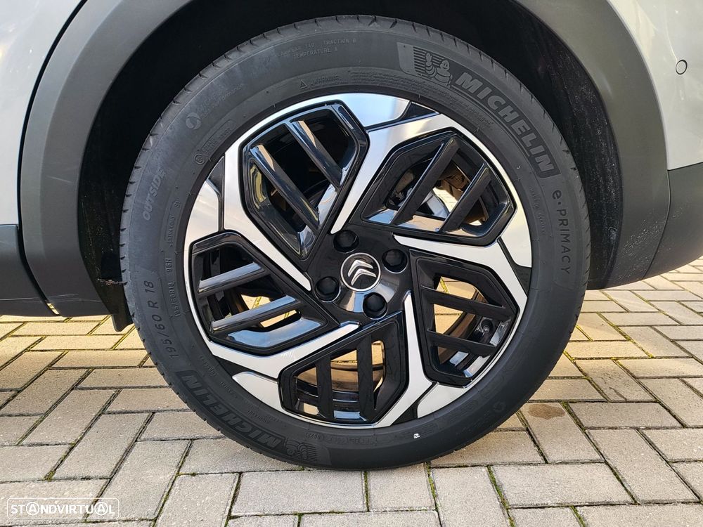 Citroën C4 1.2 PureTech Shine EAT8 - 21