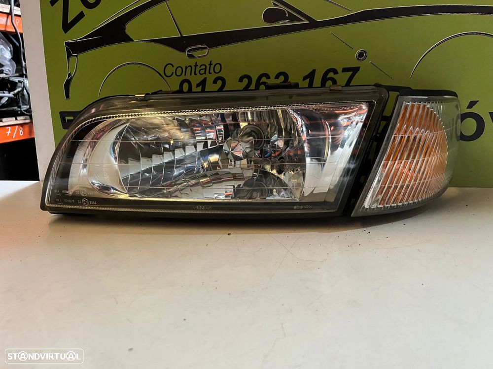 Nissan Almera N15 / FAROL ESQUERDO - FF806 - 2