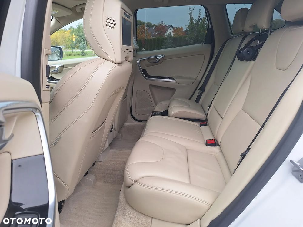 Volvo XC 60 D4 Geartronic Summum - 22