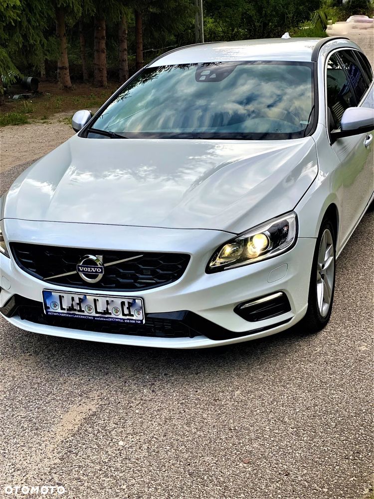 Volvo V60 Cross Country - 23