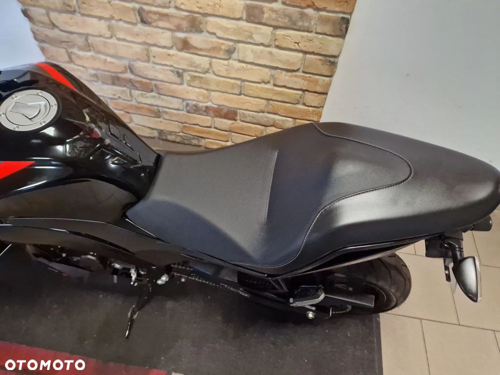 Aprilia Tuono - 12
