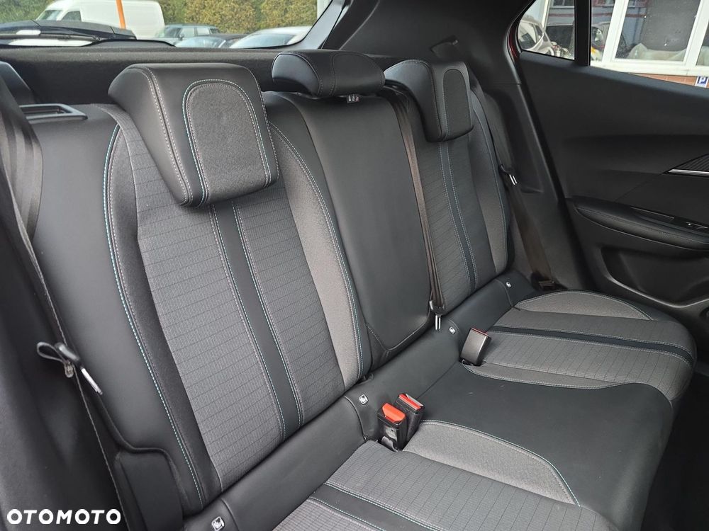 Peugeot 2008 1.5 BlueHDi Allure Pack S&S - 11