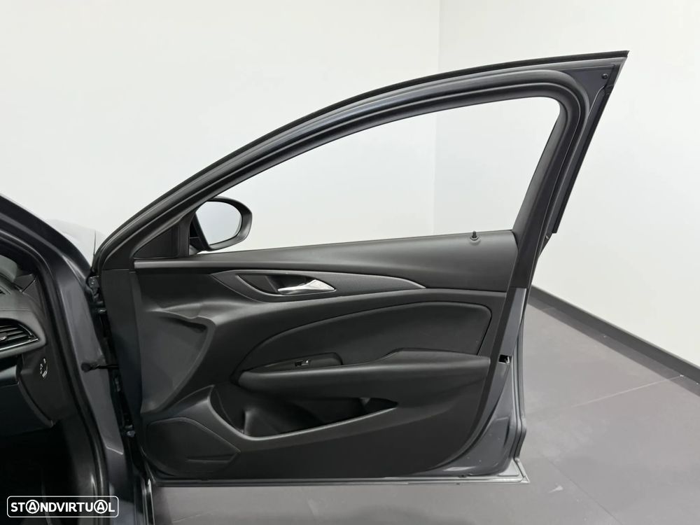 Opel Insignia Sports Tourer 1.5 D Business Edition - 39