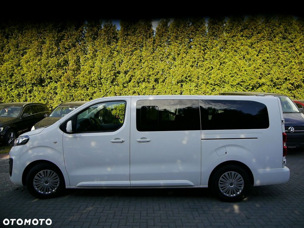 Opel Vivaro - 10