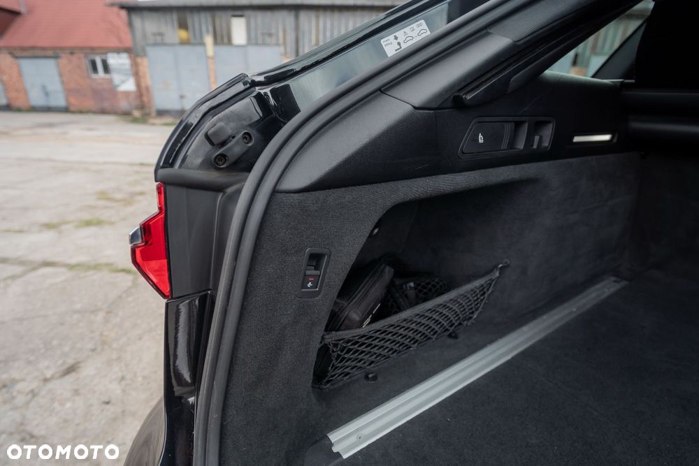 Audi A6 Avant 45 TDI quattro S tronic - 37