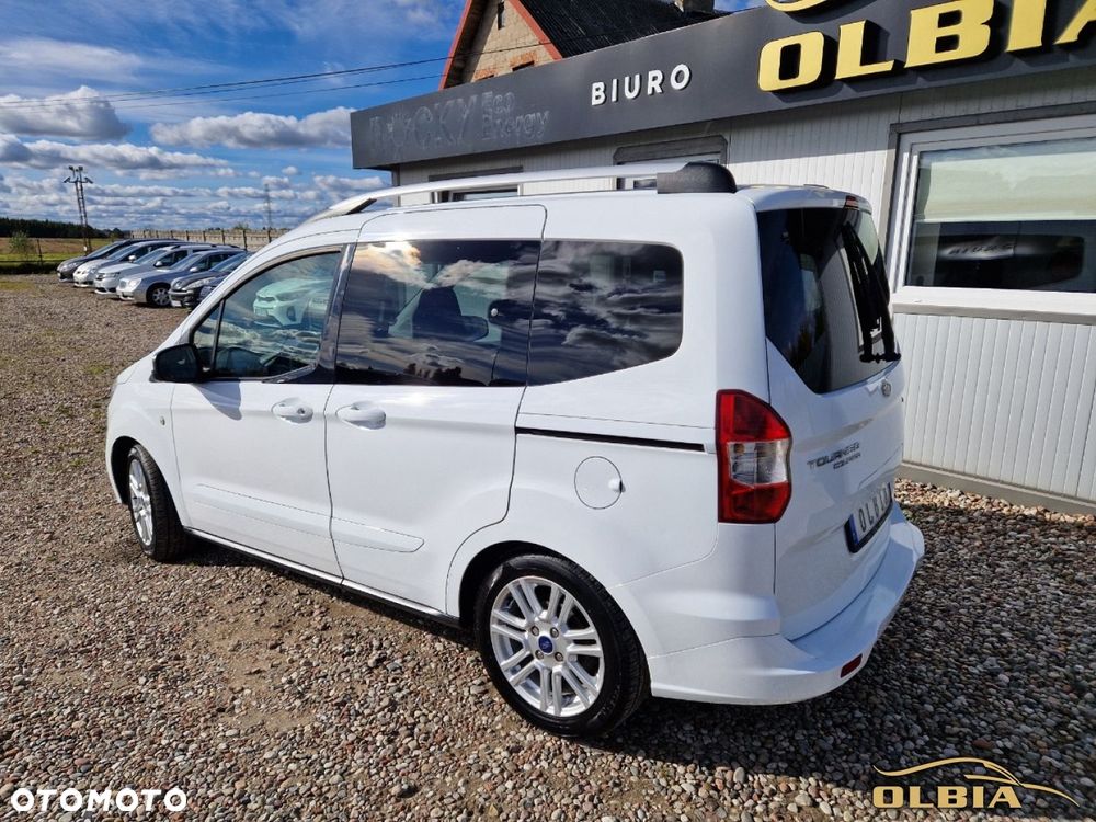 Ford Tourneo Courier - 10