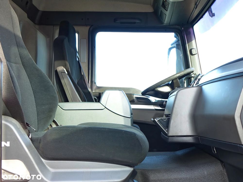 MAN TGS 26.360 * SKRZYNIA 7,10 m + PK 12000 + PILOT * STAN BDB - 11