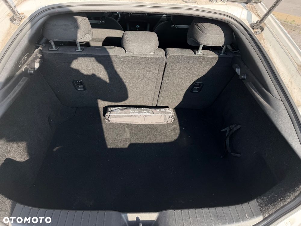 Mazda 3 SKYACTIV-G 2.0 M-Hybrid - 21