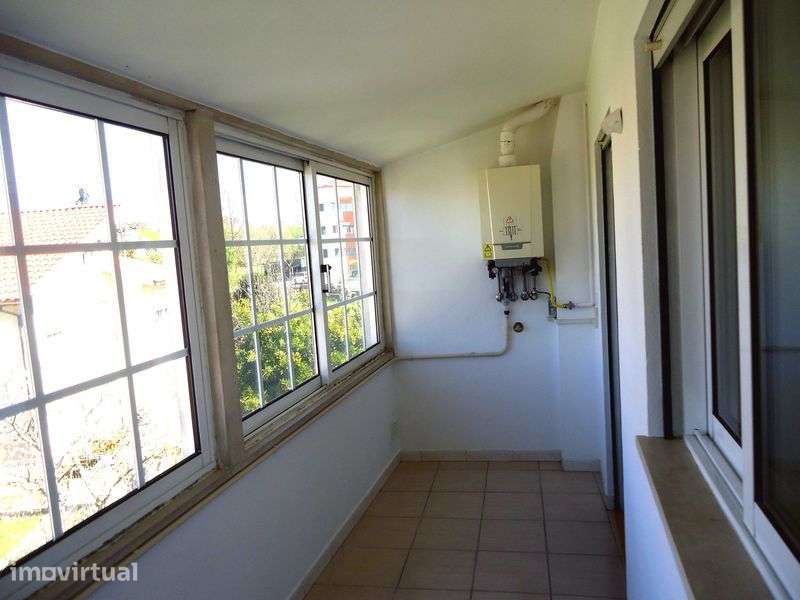 T2+1 c/Escritório c/60m2, roupeiros embutidos, aquec. central, Viseu - Grande imagem: 5/12