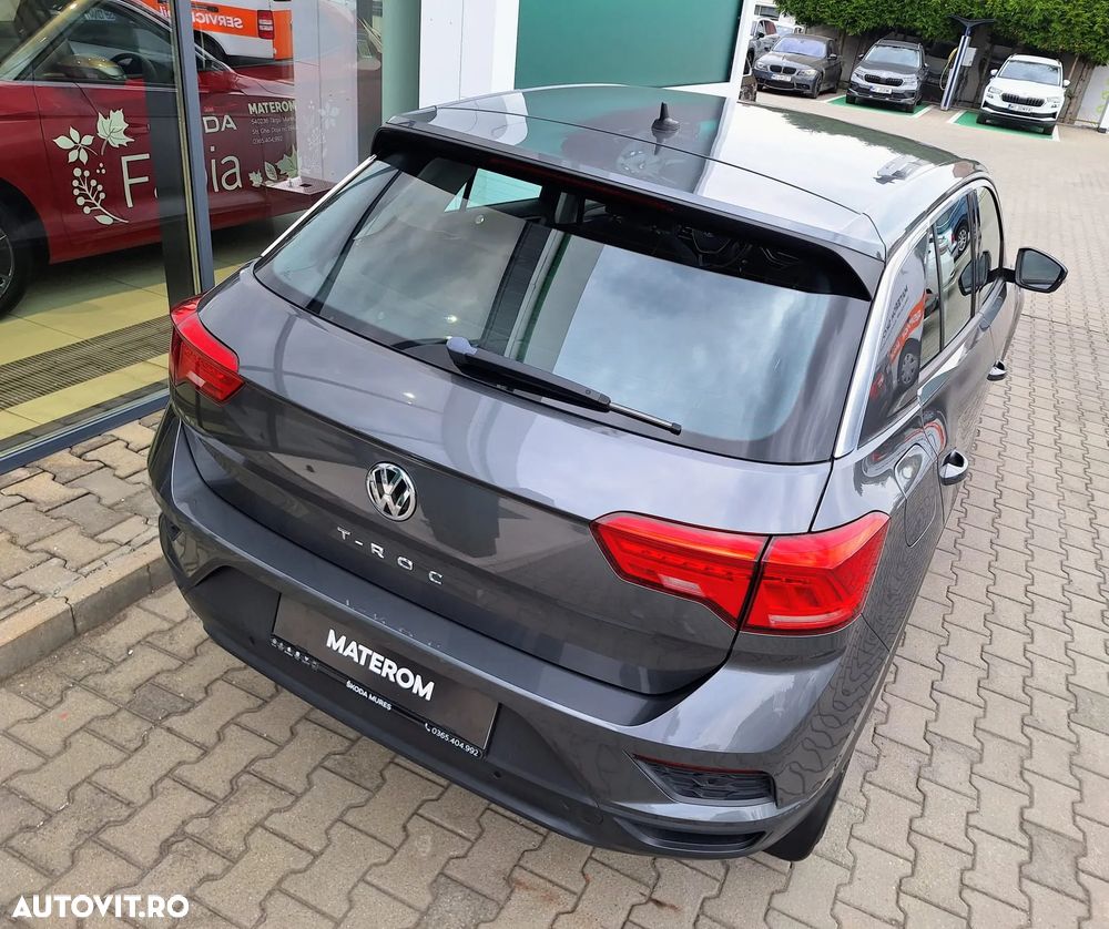 Volkswagen T-Roc - 29