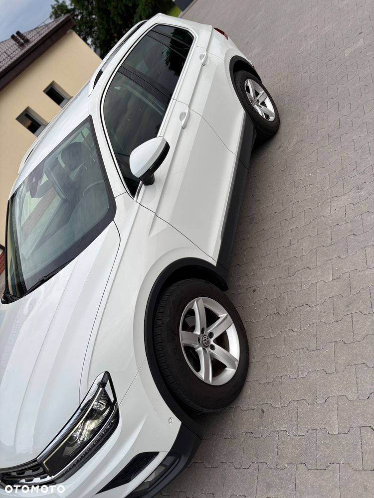 Volkswagen Tiguan - 3