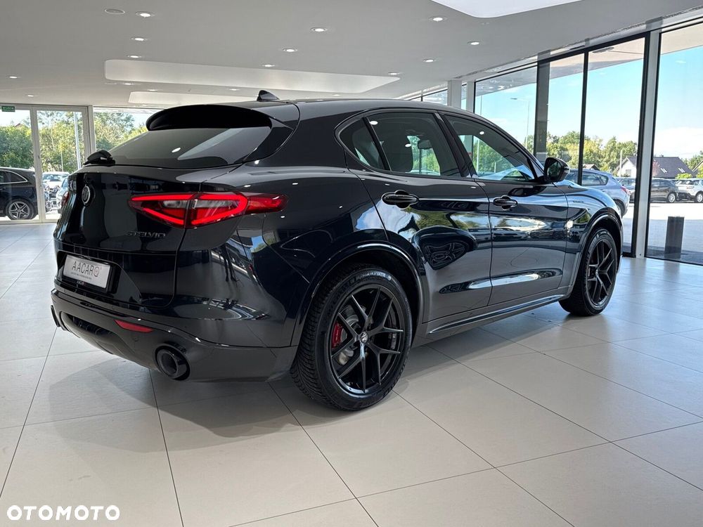 Alfa Romeo Stelvio 2.0 Turbo Veloce Q4 - 5