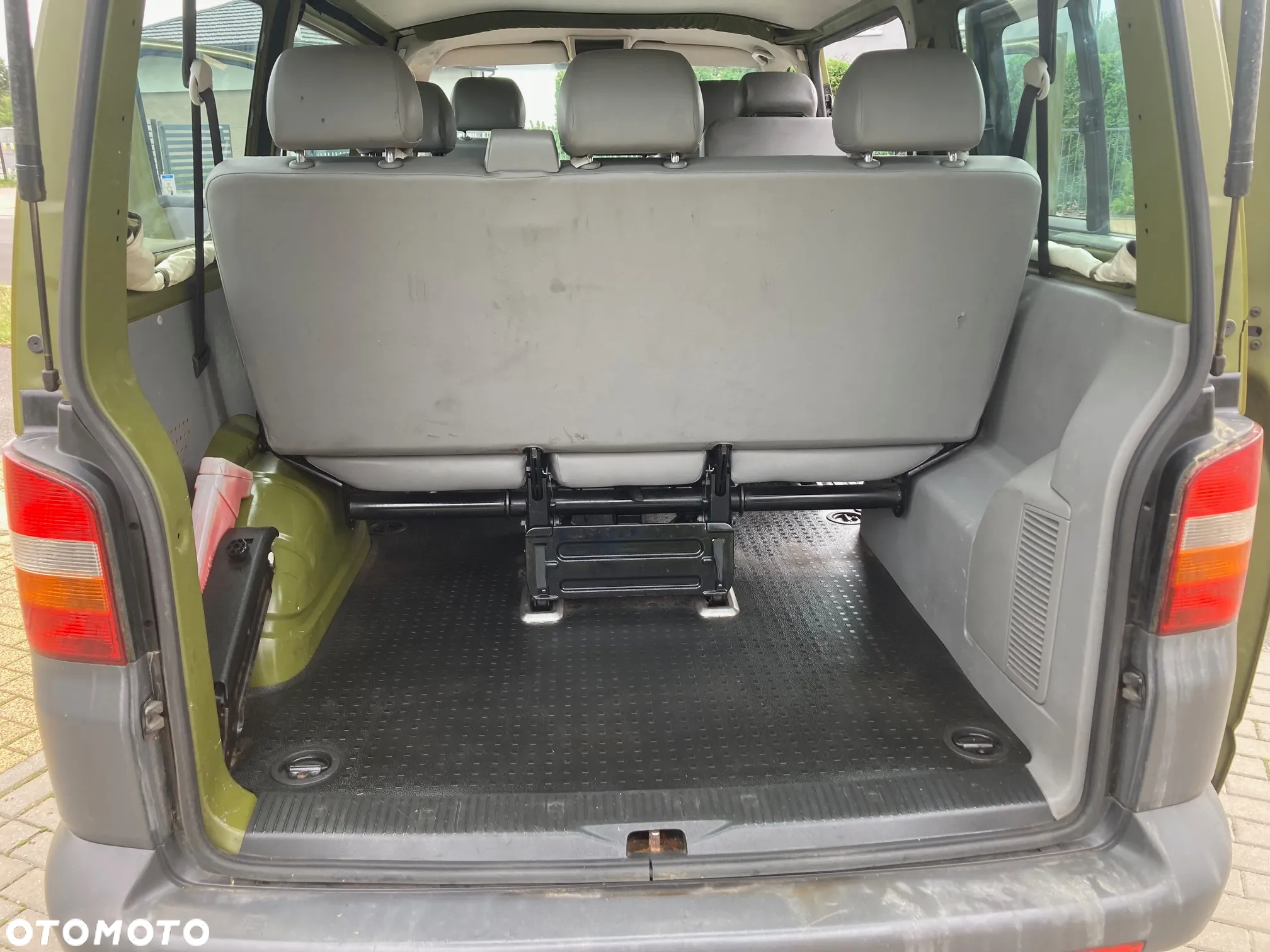 Volkswagen Transporter - 11