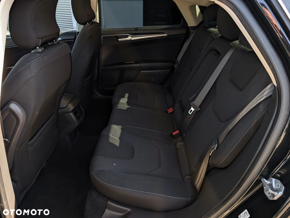 Ford Mondeo 2.0 TDCi STart-Stopp Titanium - 35