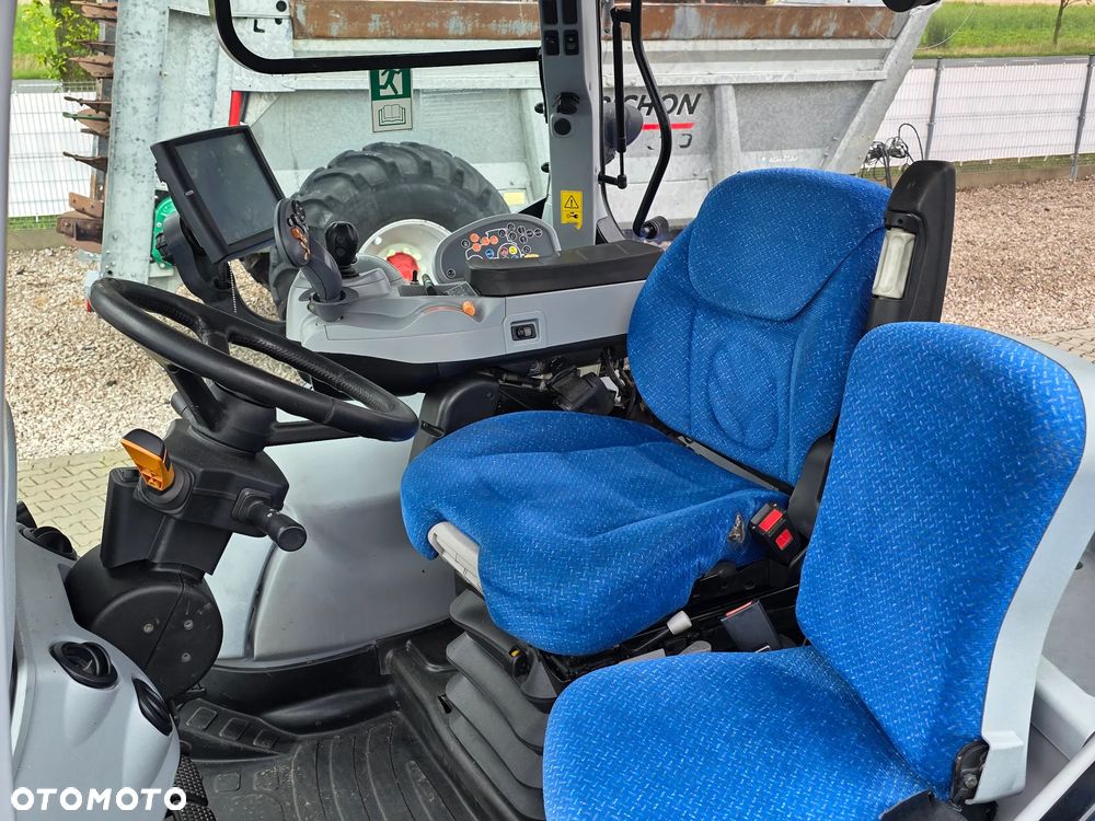 New Holland T7.220 PC 2015R WOM - 36
