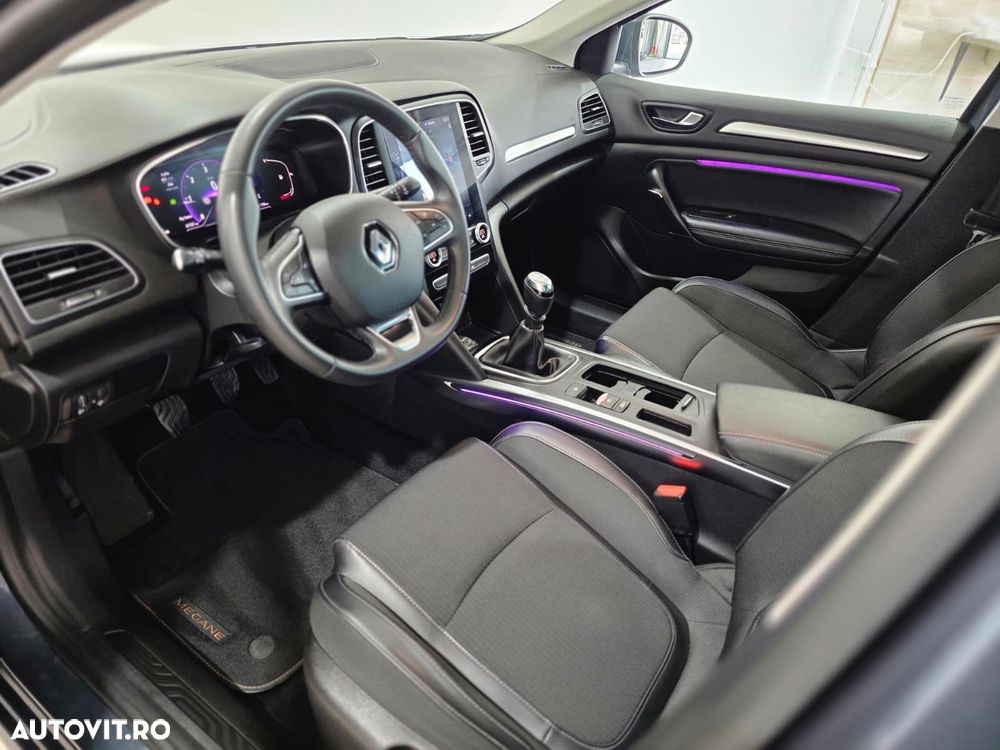 Renault Megane BLUE dCi Zen - 5