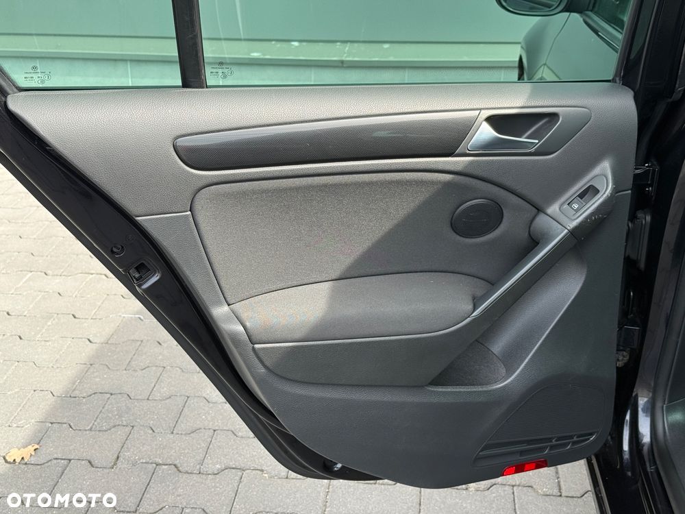 Volkswagen Golf 2.0 TDI Comfortline - 21