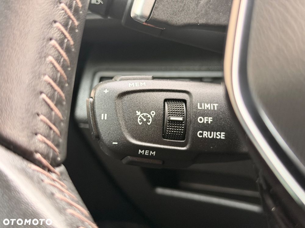 Peugeot 3008 BlueHDi 130 Stop & Start EAT8 Active - 17