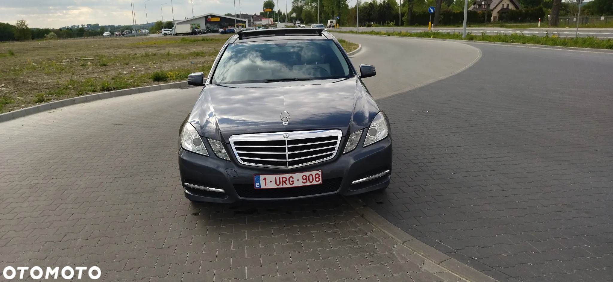 Mercedes-Benz Klasa E 200 CDI BlueEff Avantgarde - 13