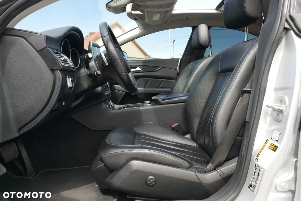 Mercedes-Benz CLS 400 4Matic 7G-TRONIC Final Edition - 17