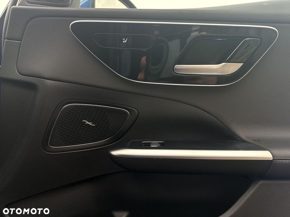 Mercedes-Benz Klasa C - 22