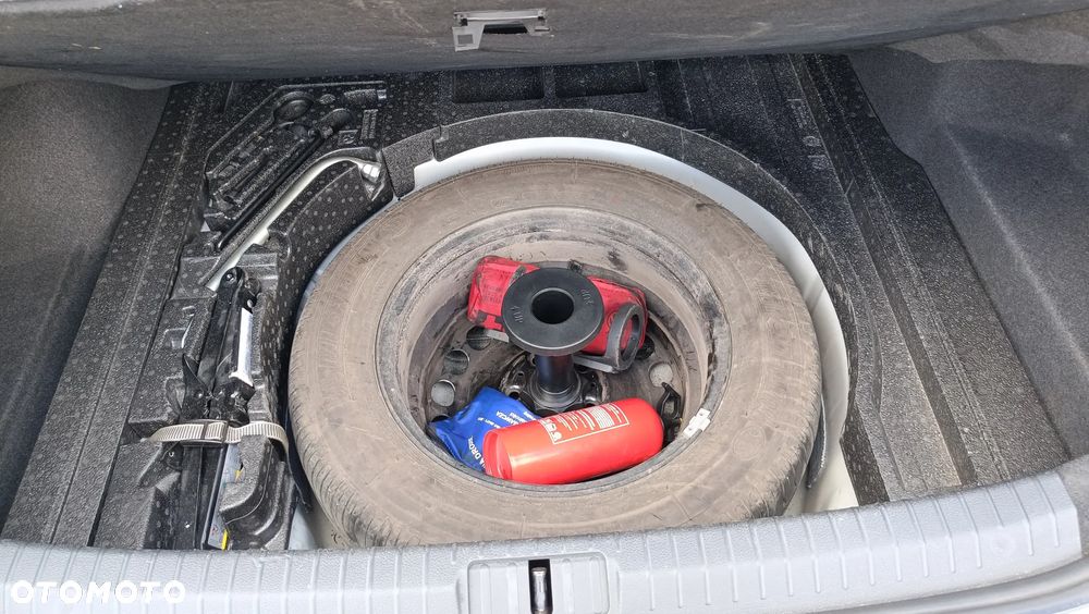 Volkswagen Passat ver-1-4-tsi-bmt-trendline - 16