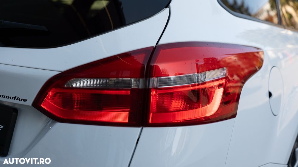 Ford Focus ver-1-5-ecoblue-active-business - 13