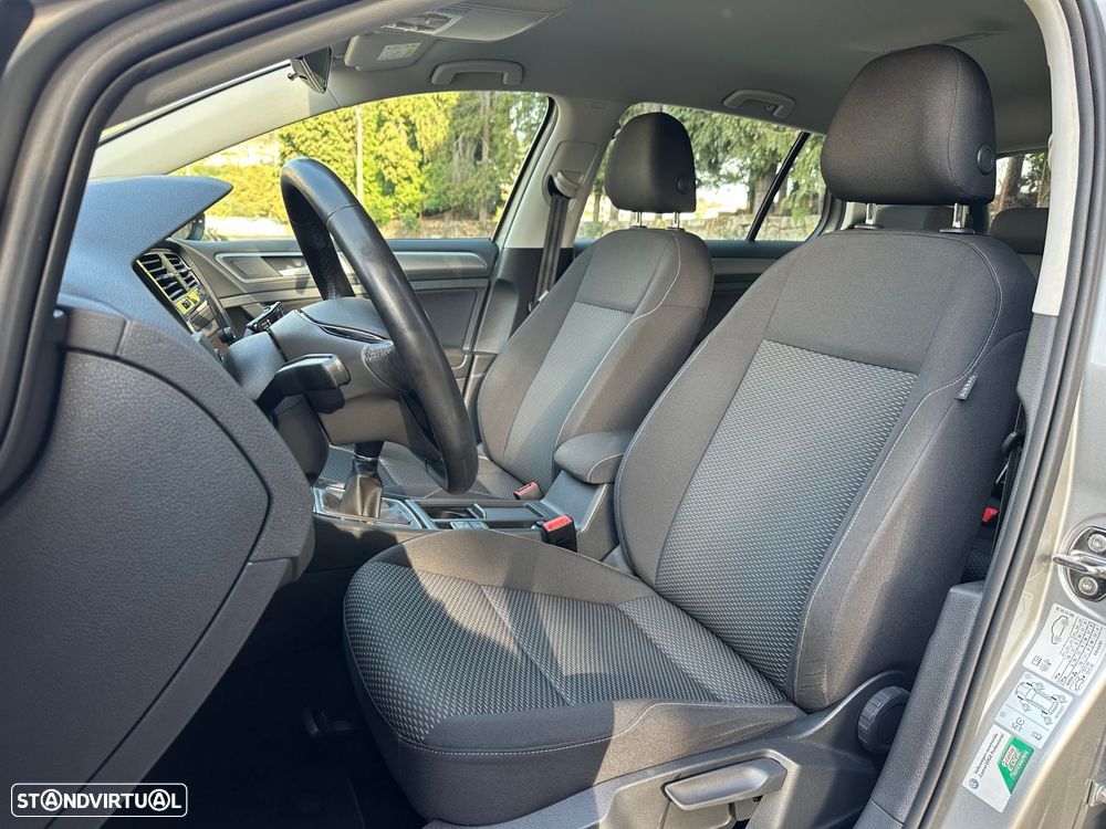 VW Golf 1.0 TSI Confortline - 4