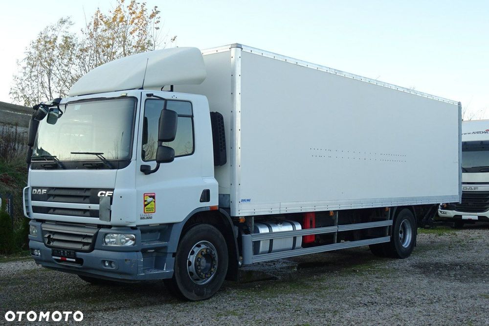 DAF CF 65.300 Euro 5 kontener 21 pal, winda klapa tylko 262 tys.km!