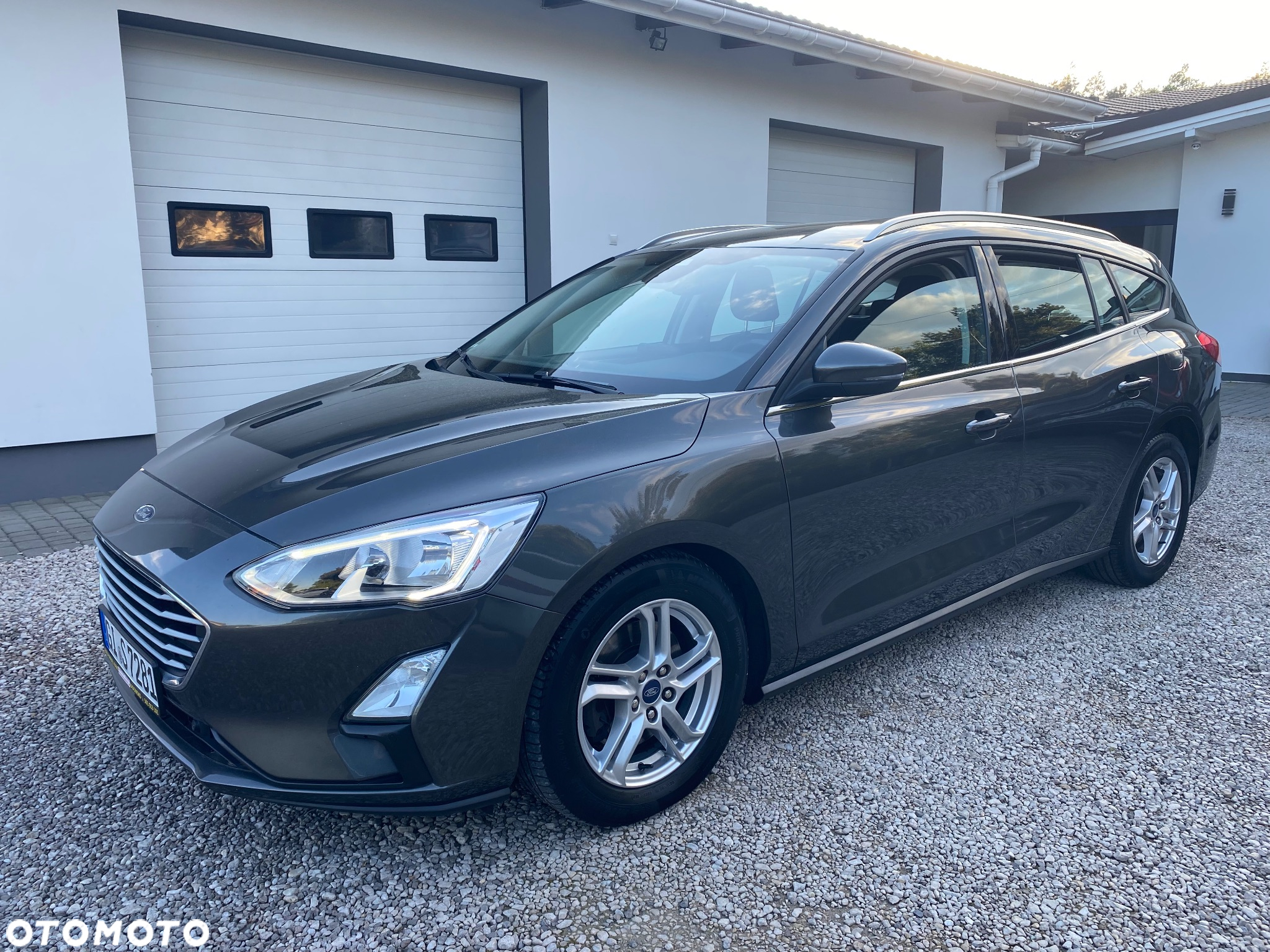 Ford Focus Turnier 1.5 EcoBlue Start-Stopp-System ACTIVE DESIGN - 2
