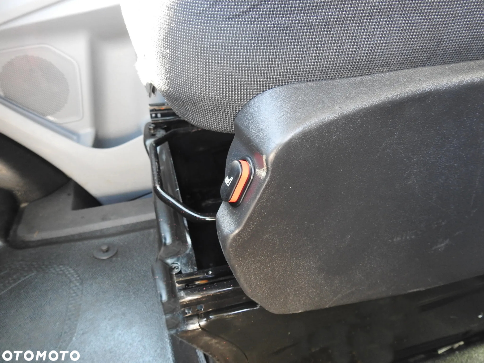 Ford TRANSIT  WYWROTKA PODWÓJNA KABINA DOKA 6 MIEJSC TEMPOMAT KLIMATYZACJA 130KM [ C66826 ] - 27