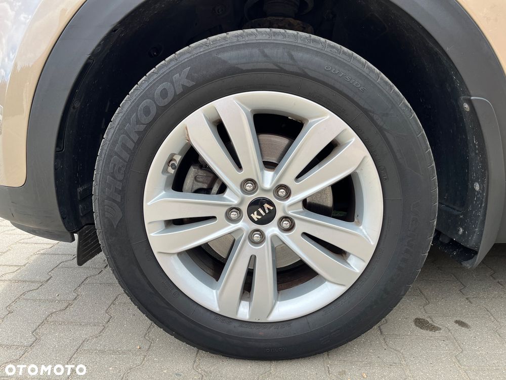 Kia Sportage 1.6 GDI 2WD SPIRIT - 16