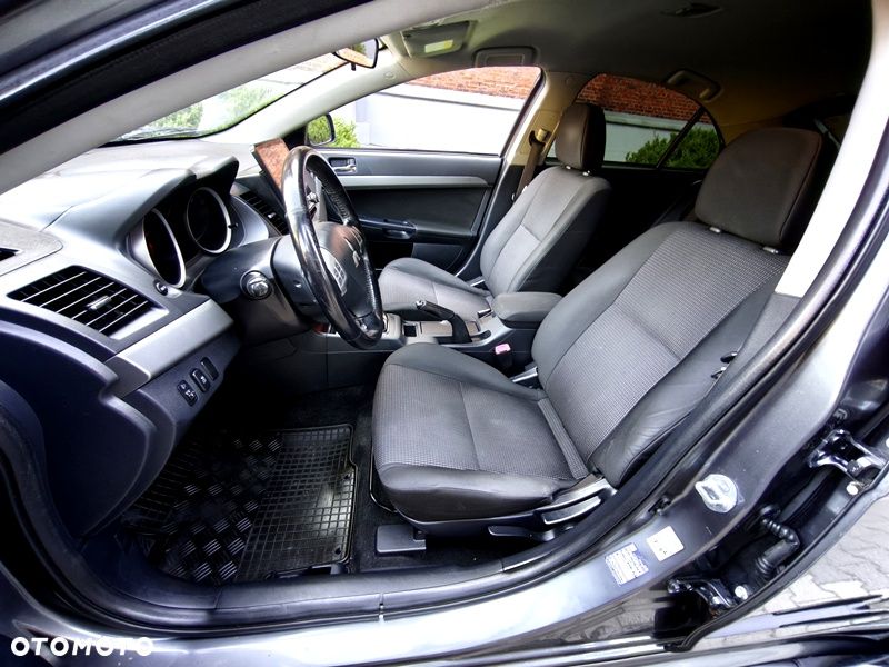 Mitsubishi Lancer 1.8 Instyle - 24