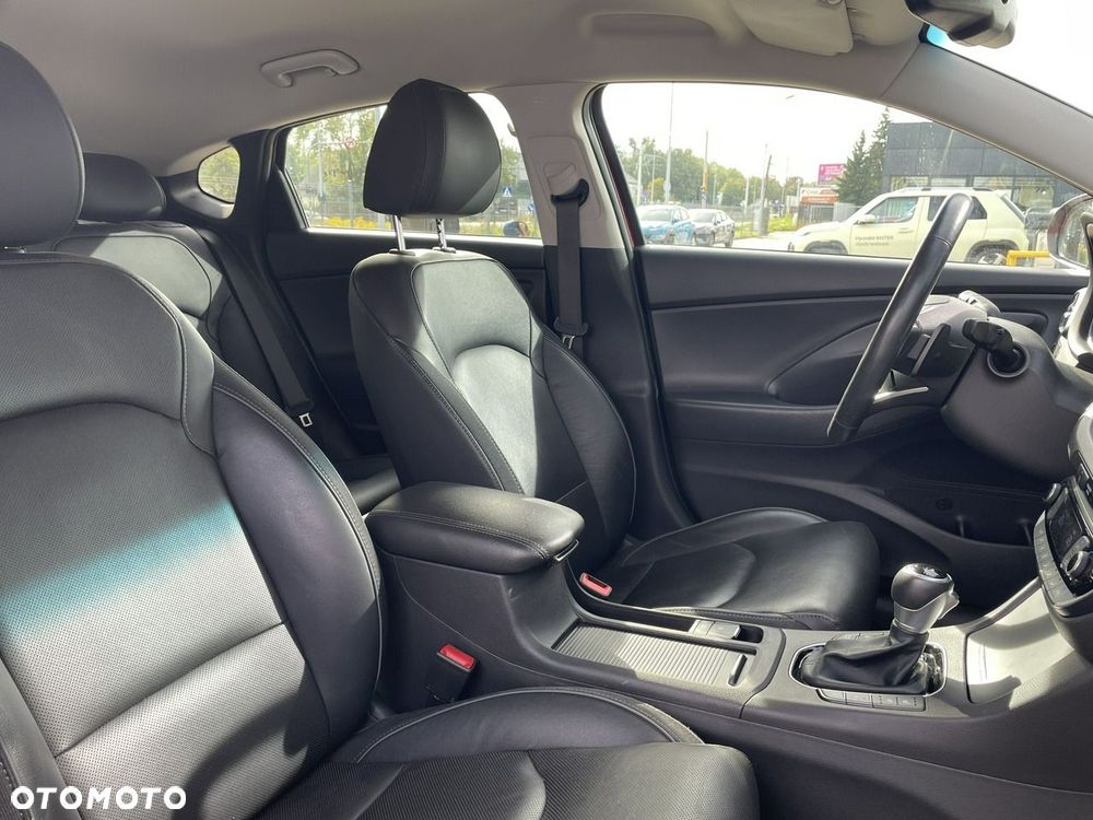 Hyundai i30 1.5 T-GDI 48V Premium DCT - 19
