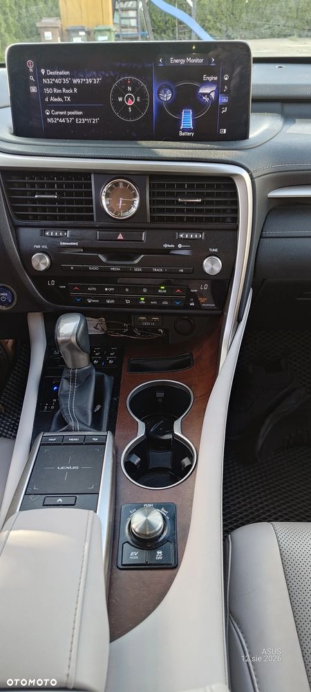 Lexus RX - 15