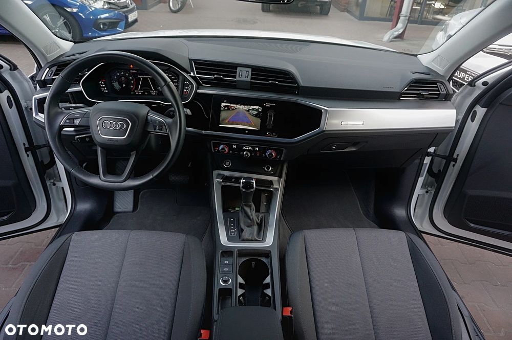Audi Q3 35 TFSI S tronic - 14