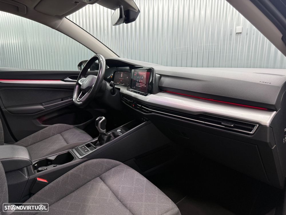 VW Golf 1.0 TSI Life - 21