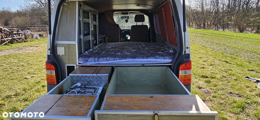 Volkswagen T5 - 14