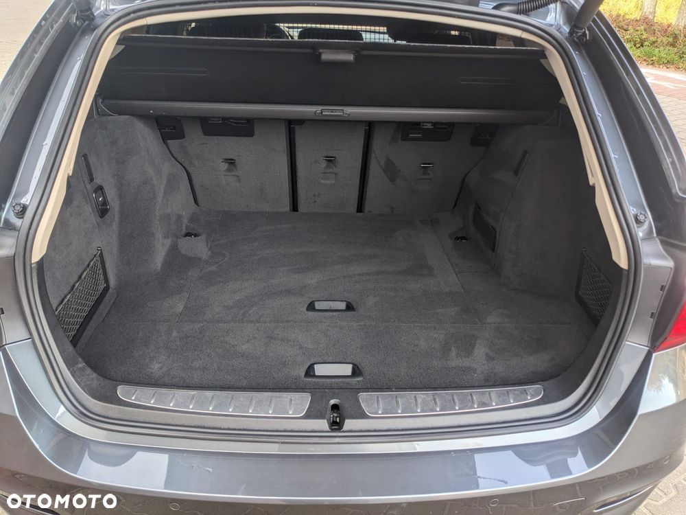 BMW Seria 3 320d xDrive Edition Luxury Line Purity - 22