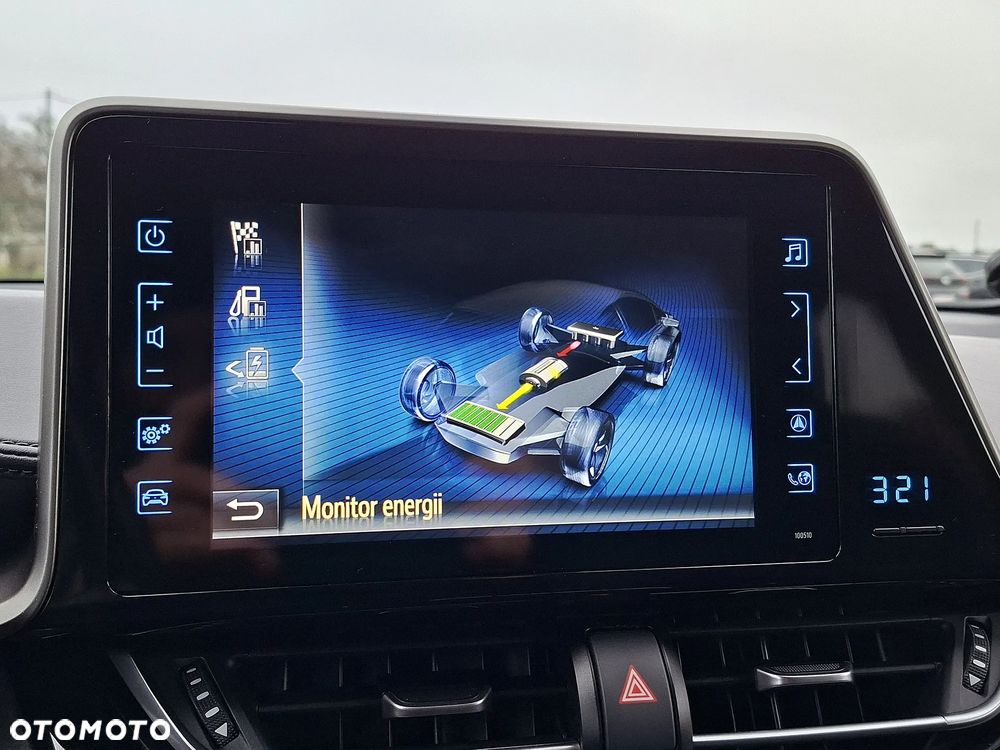 Toyota C-HR - 21