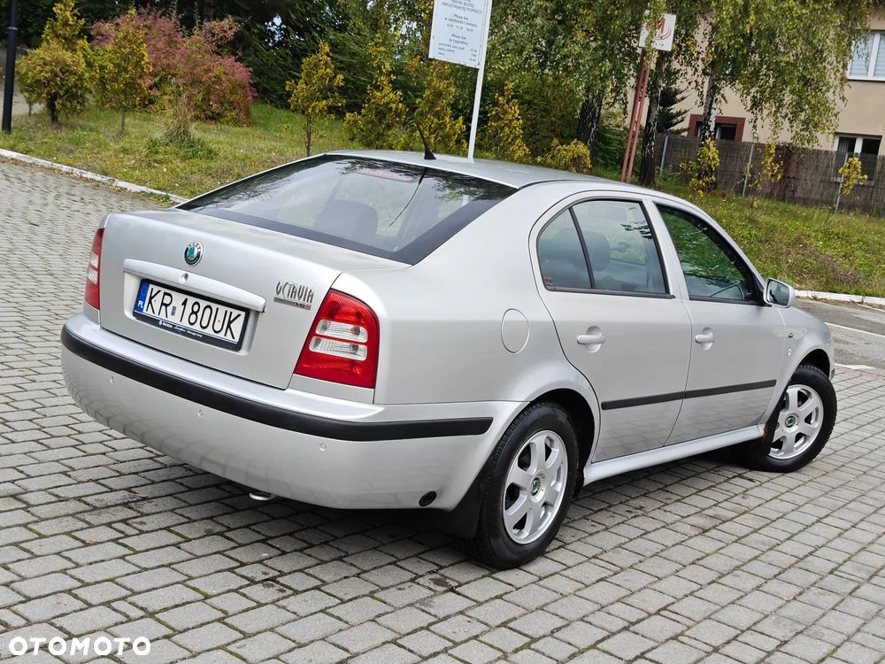 Skoda Octavia 2.0 Ambiente - 1