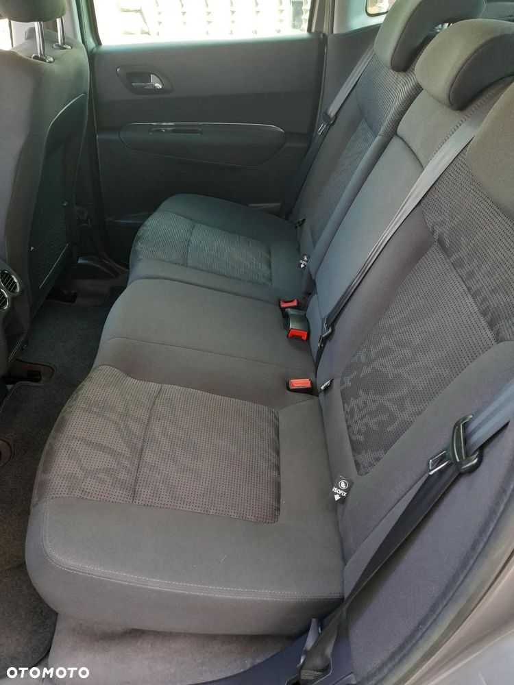 Peugeot 3008 HDi 115 Active - 14