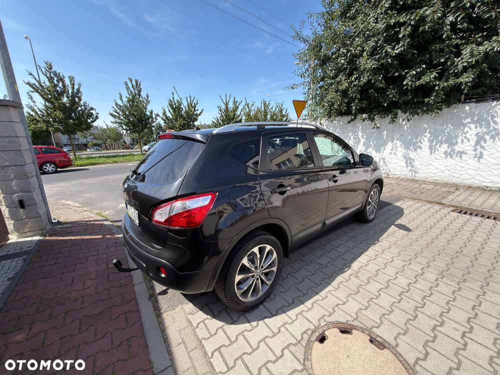 Nissan Qashqai 2.0 4x4 Tekna Premium - 29